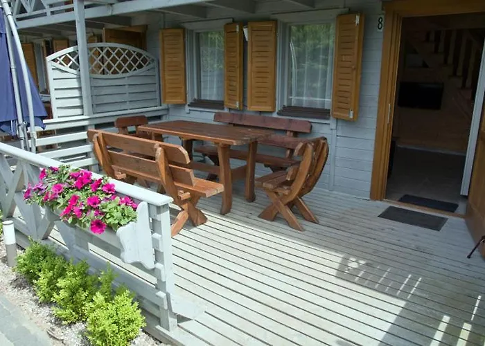 Pod Sosnami Rowy (Pomerania)