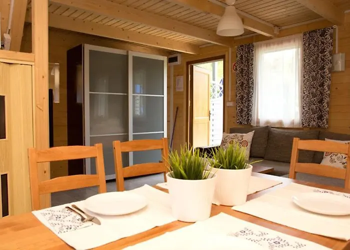 Pod Sosnami Chata Rowy (Pomerania)